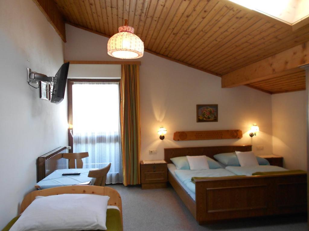 Pension Thorerhof Haus im Ennstal Szoba fotó